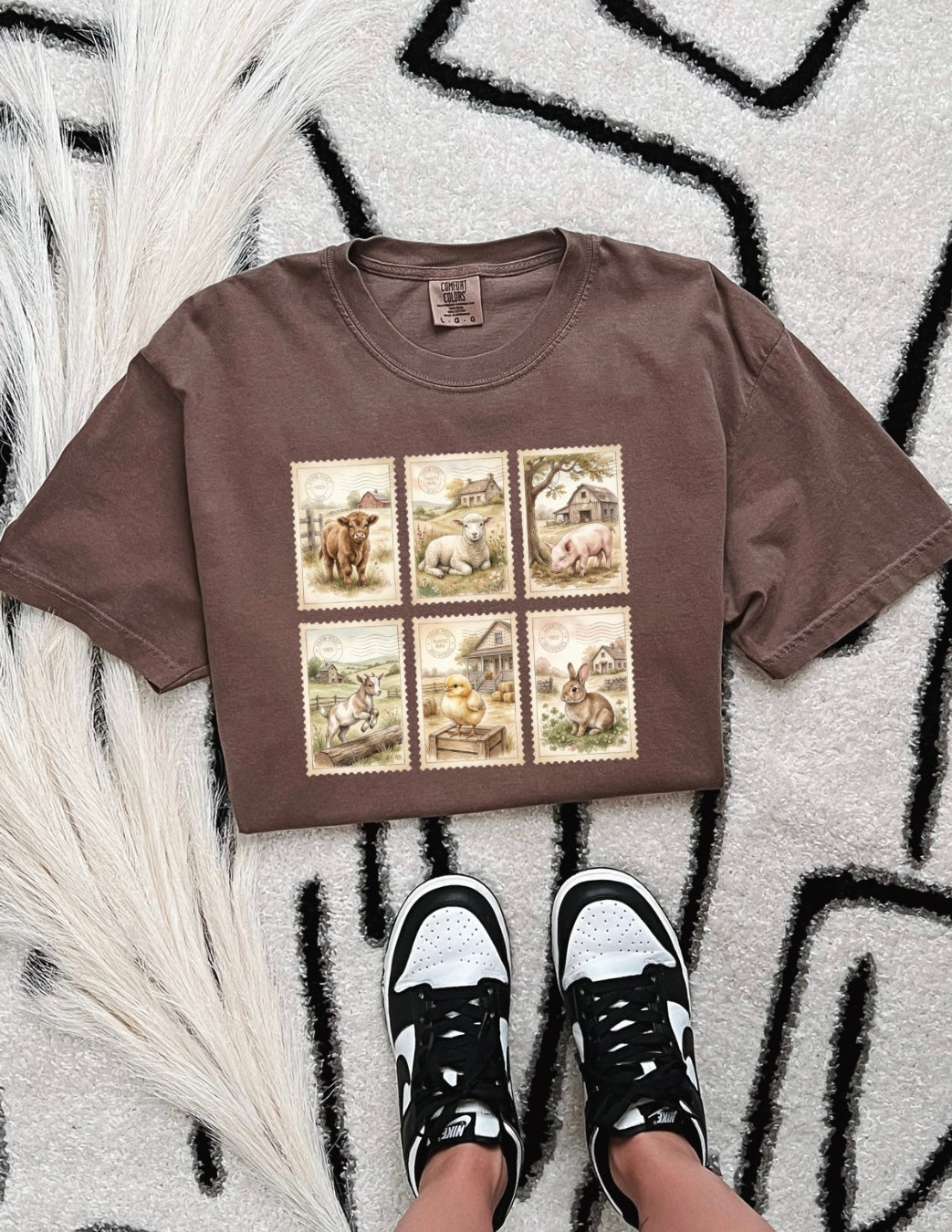 ANIMAL LOVERS T-SHIRT